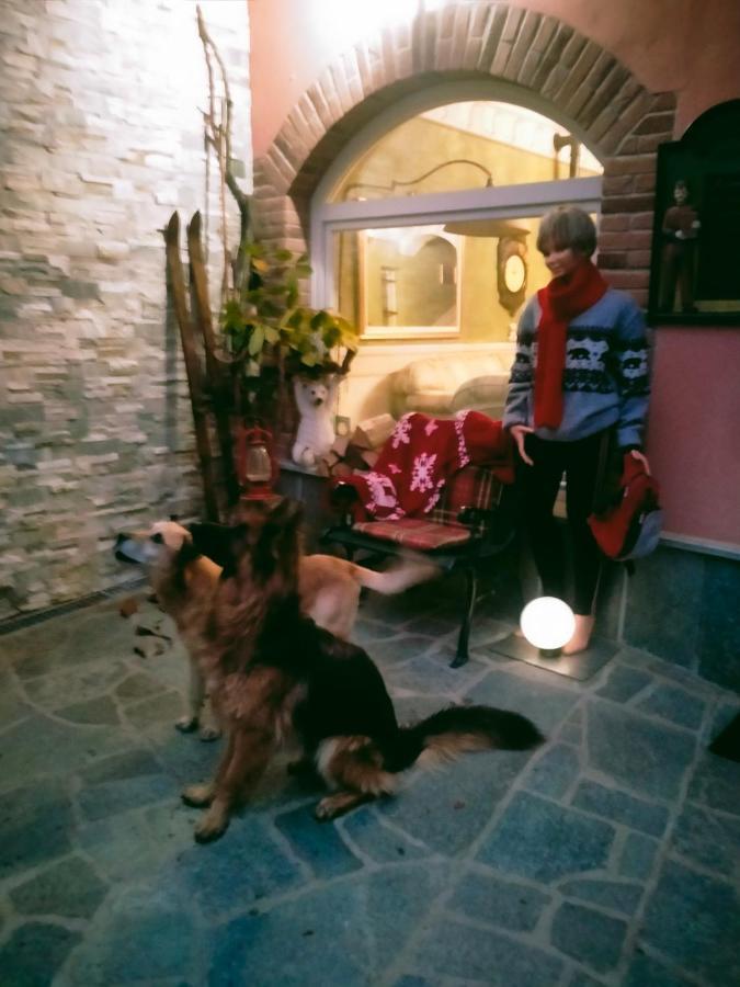 B&B Casa Dell'Orso Лурисия Екстериор снимка