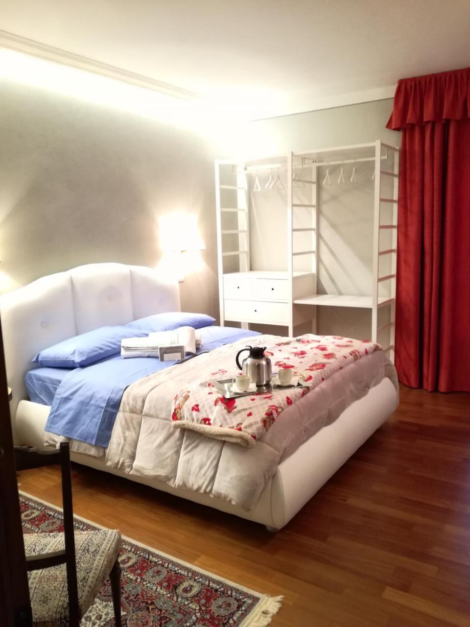 B&B Casa Dell'Orso Лурисия Екстериор снимка