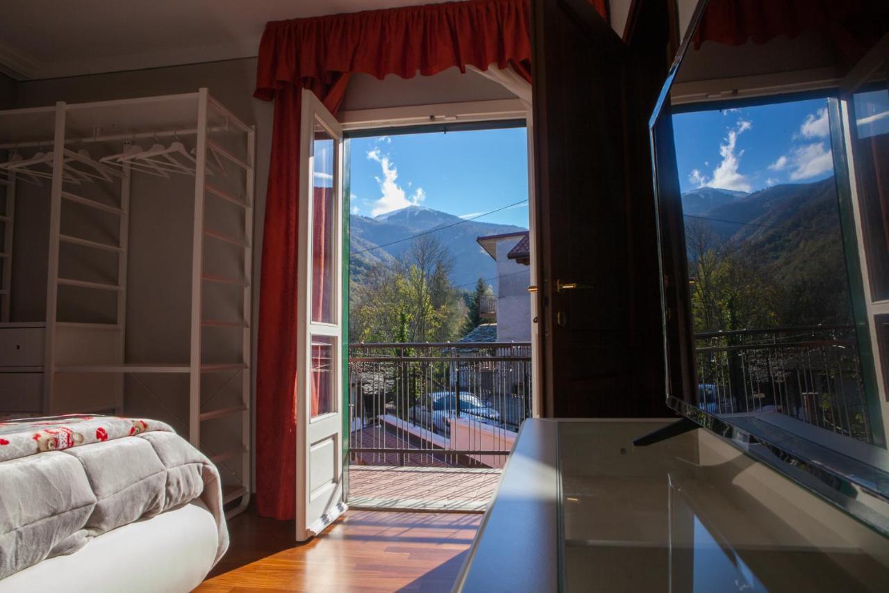 B&B Casa Dell'Orso Лурисия Екстериор снимка