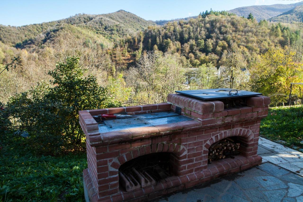 B&B Casa Dell'Orso Лурисия Екстериор снимка