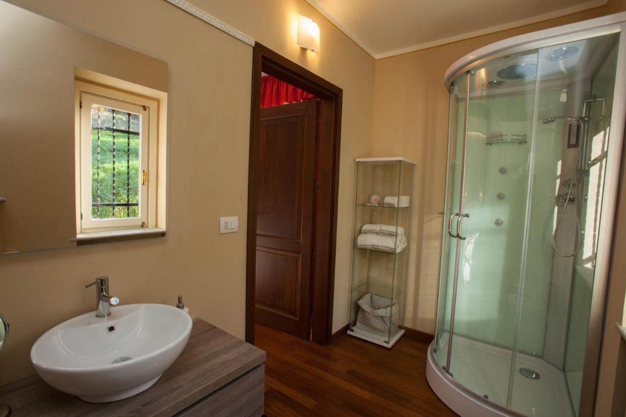 B&B Casa Dell'Orso Лурисия Екстериор снимка